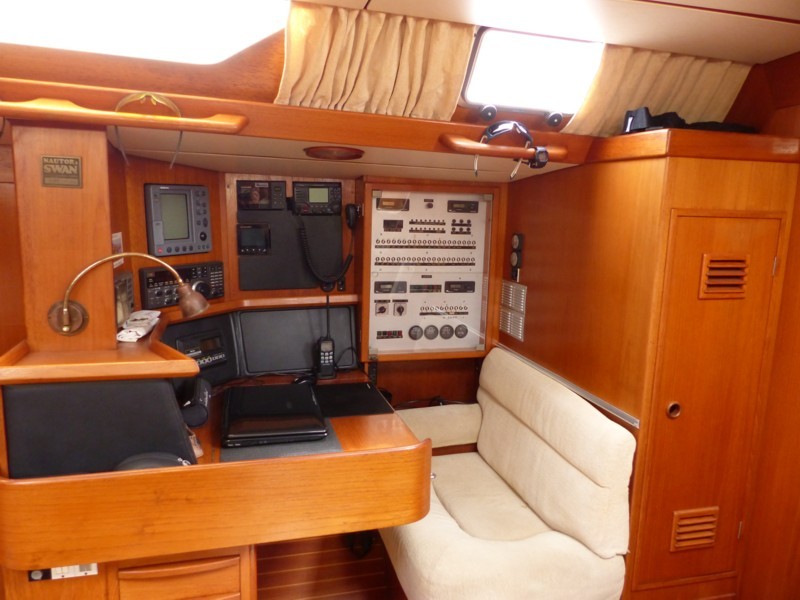 Swan 53 intérieur -11.JPG
